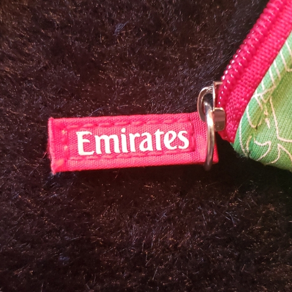 Emirates✈ amenities kit - Picture 9 of 9
